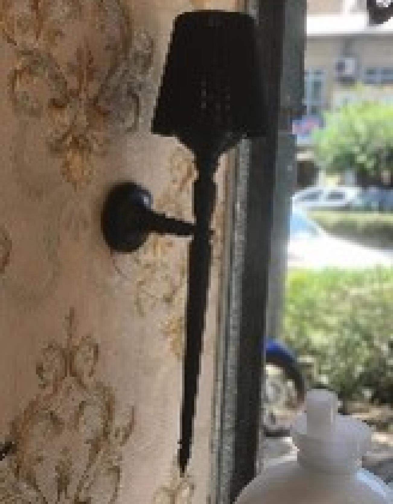 دیواری مشعل