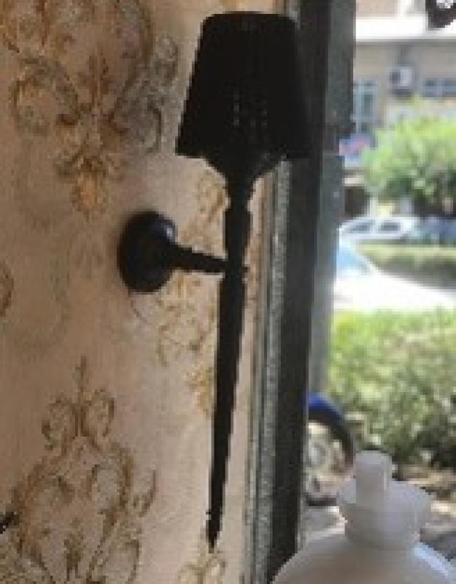 دیواری مشعل