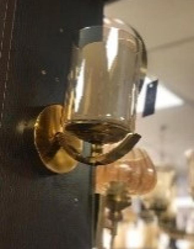 دیواری نیم هلال