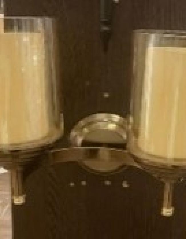 دیواری نیم دایره